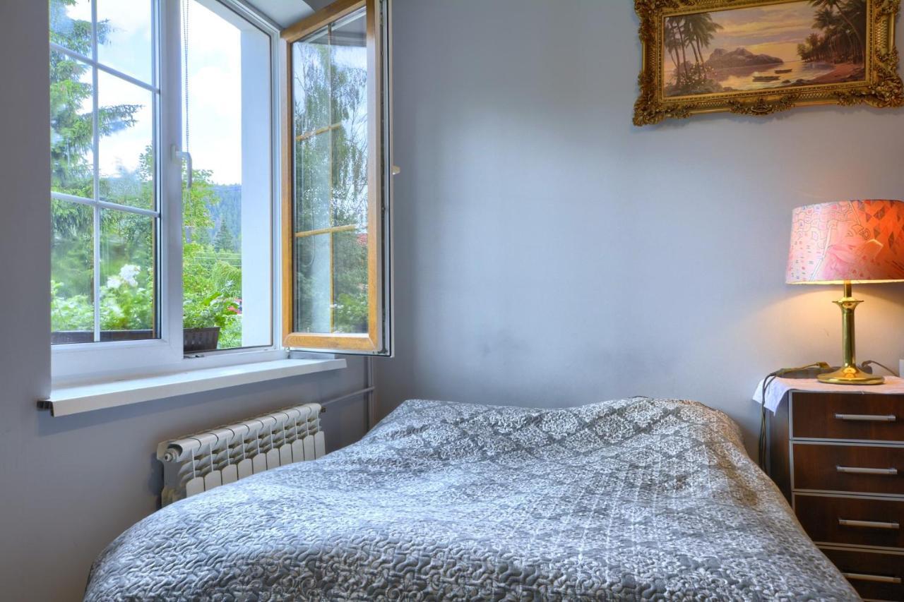 Zajazd Karlow Restauracja & Pokoje Goscinne Exteriör bild