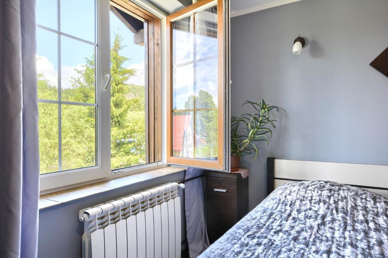 Zajazd Karlow Restauracja & Pokoje Goscinne Exteriör bild